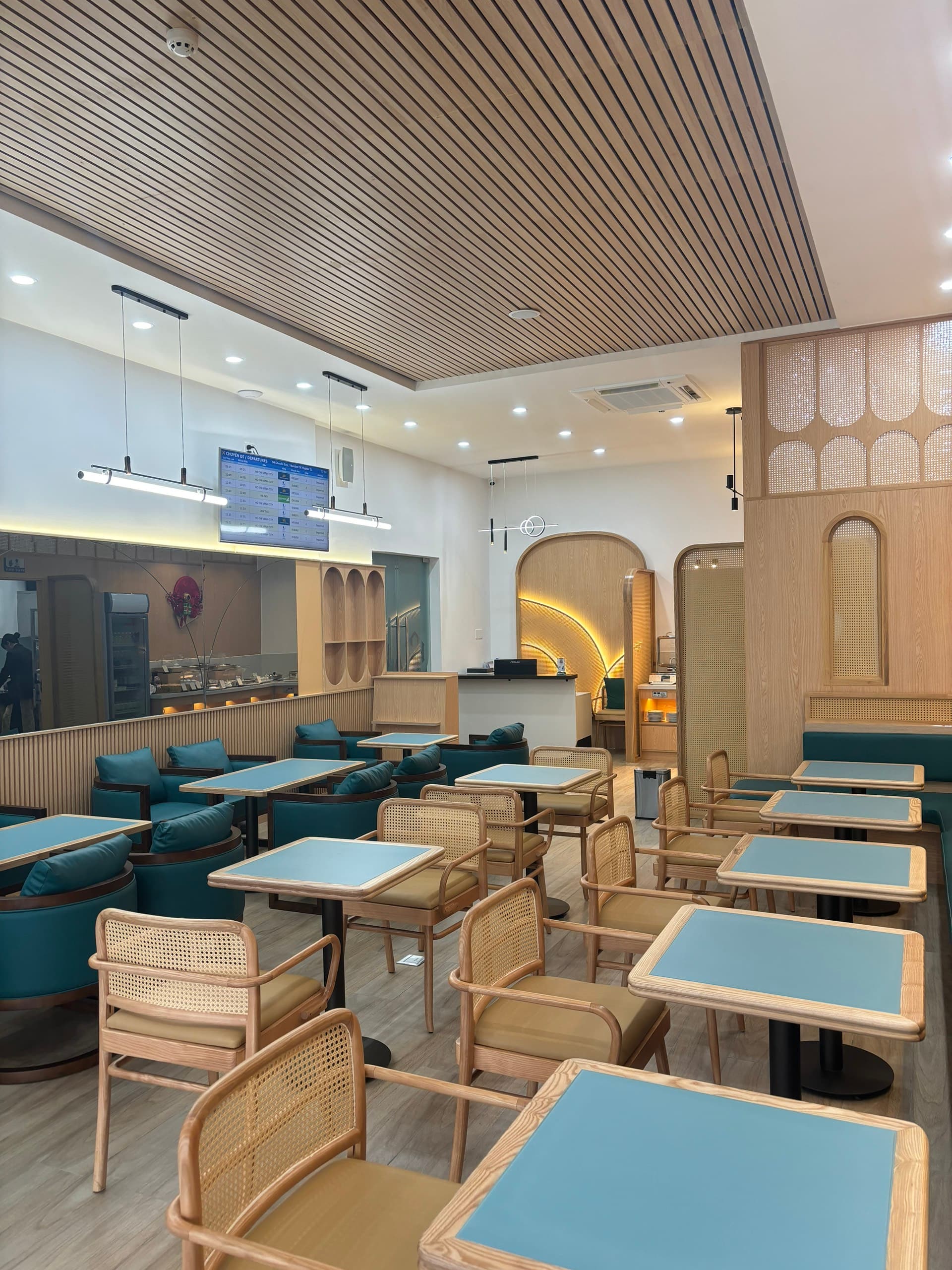 SH Premium Lounge Con Dao