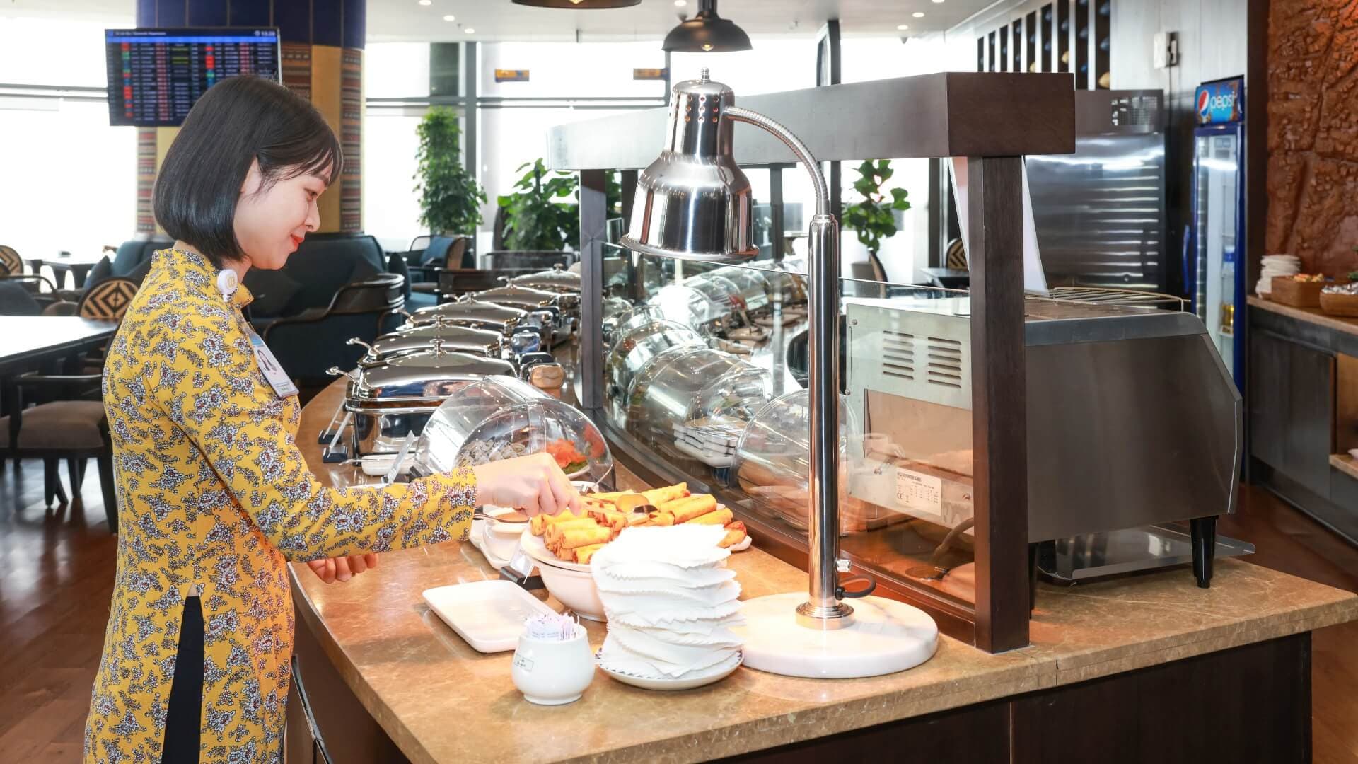 Mua vé phòng chờ thương gia SH Airport Lounge dễ dàng